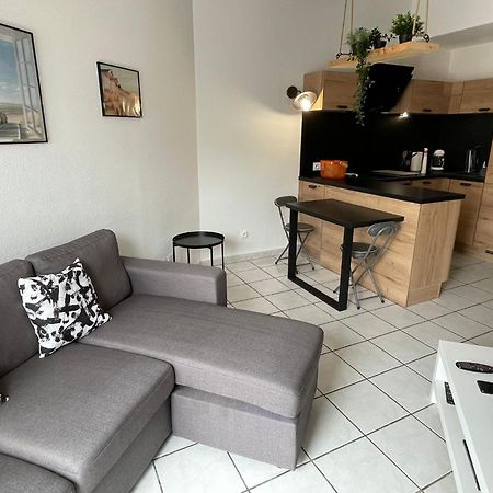 Villa 2 Etoiles Proche Plage Et Commerces 생시프리앙 객실 사진