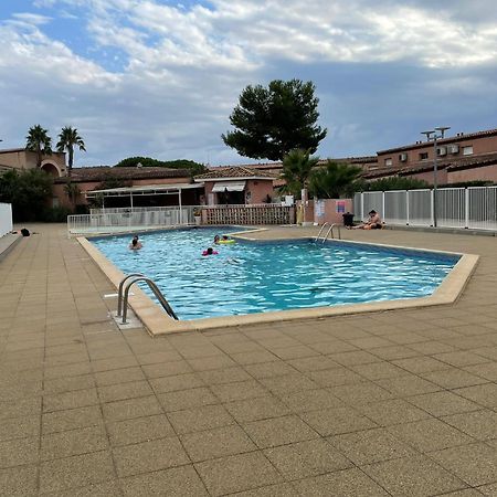 Villa 2 Etoiles Proche Plage Et Commerces 생시프리앙 객실 사진