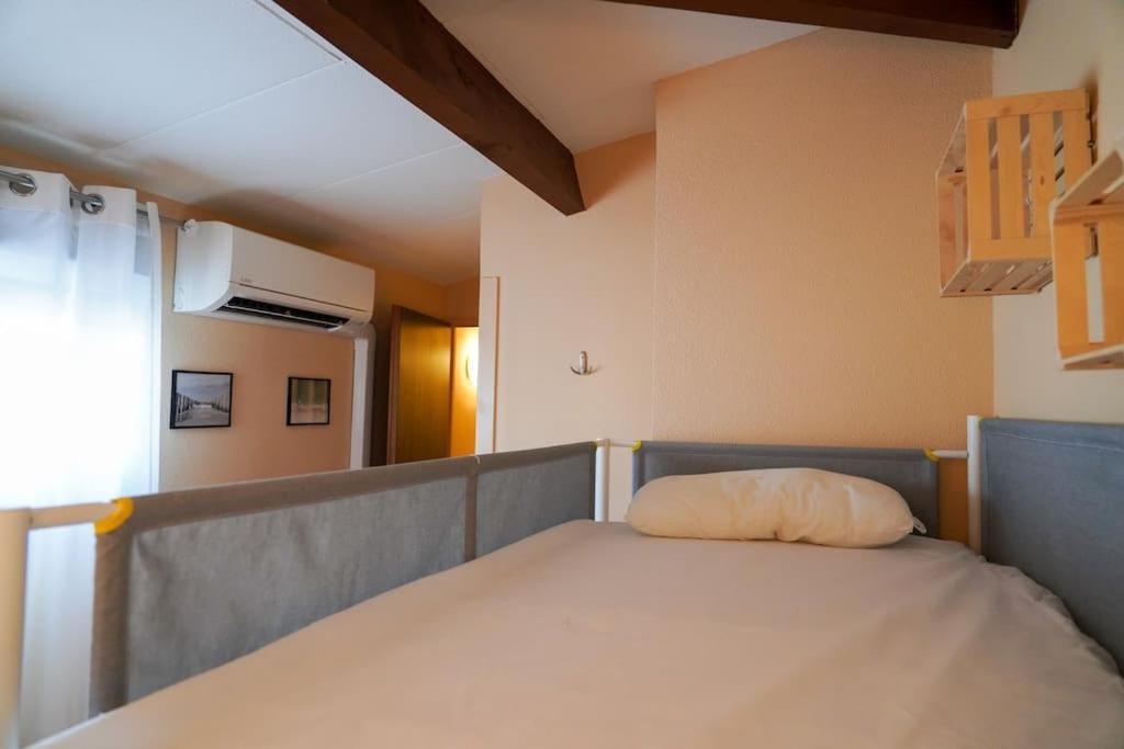 Villa 2 Etoiles Proche Plage Et Commerces 생시프리앙 외부 사진